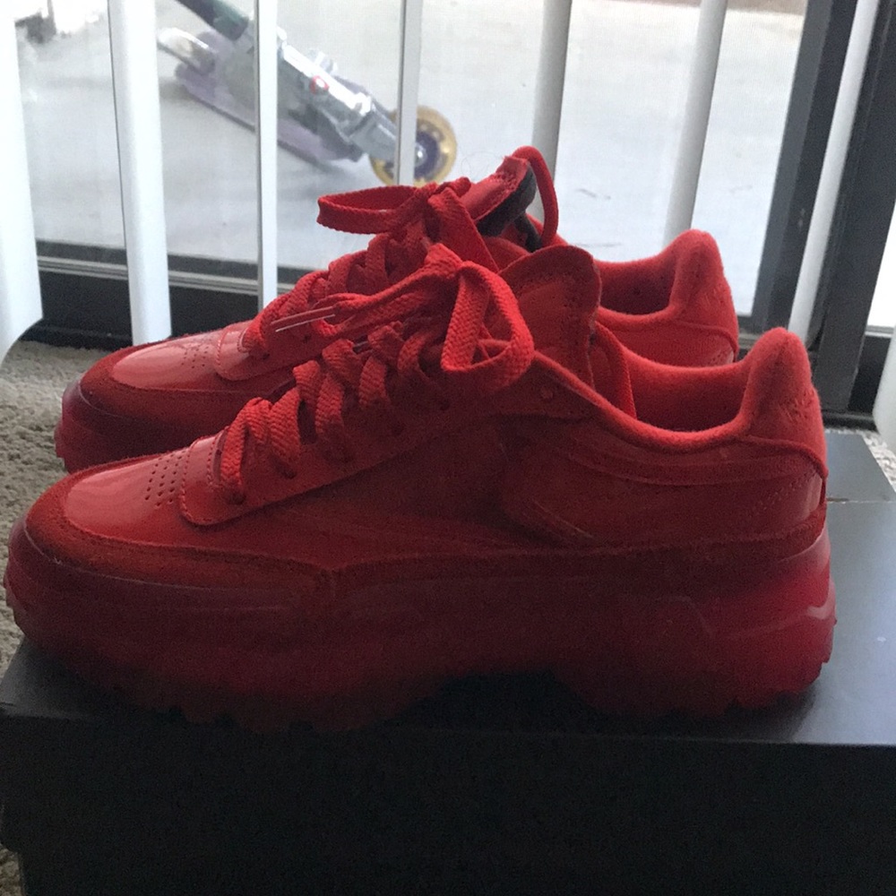 Cardi B Red Reebox - Picture 2 of 5